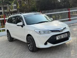 Toyota Corolla Fielder 2017 White