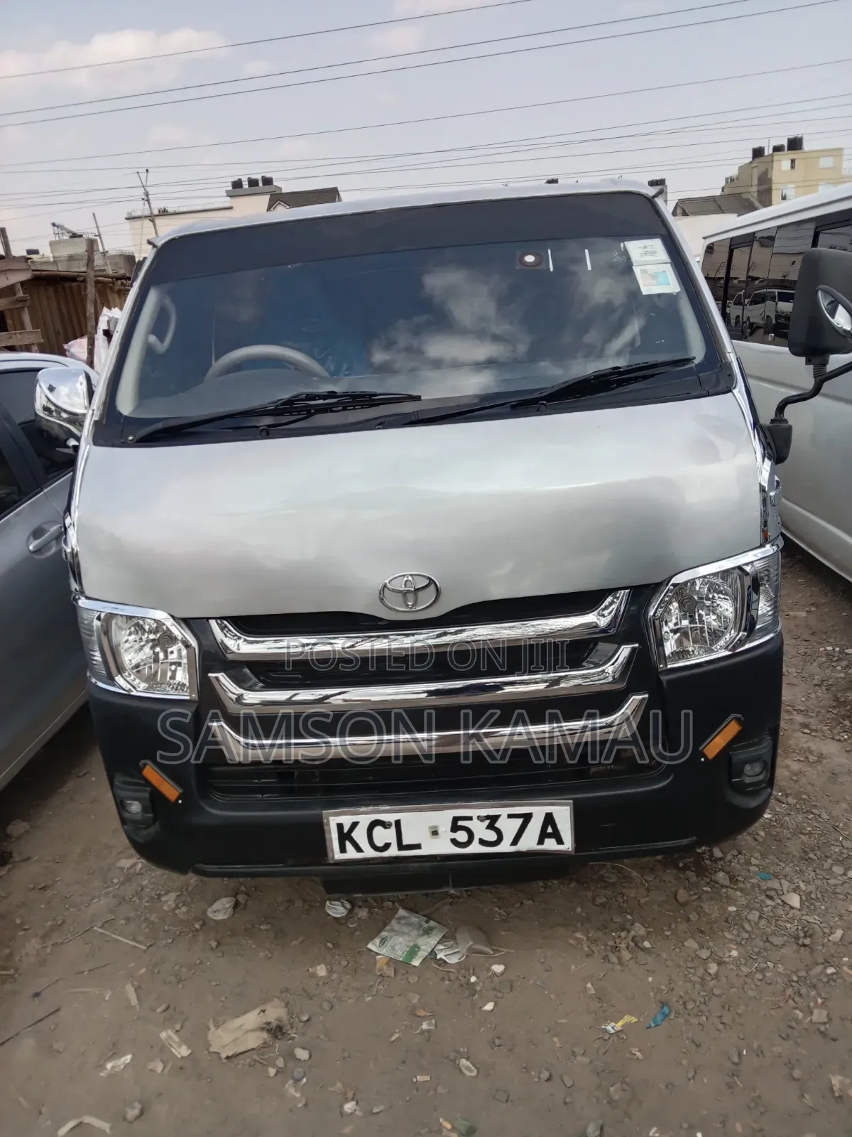 Toyota HiAce 2010 Silver