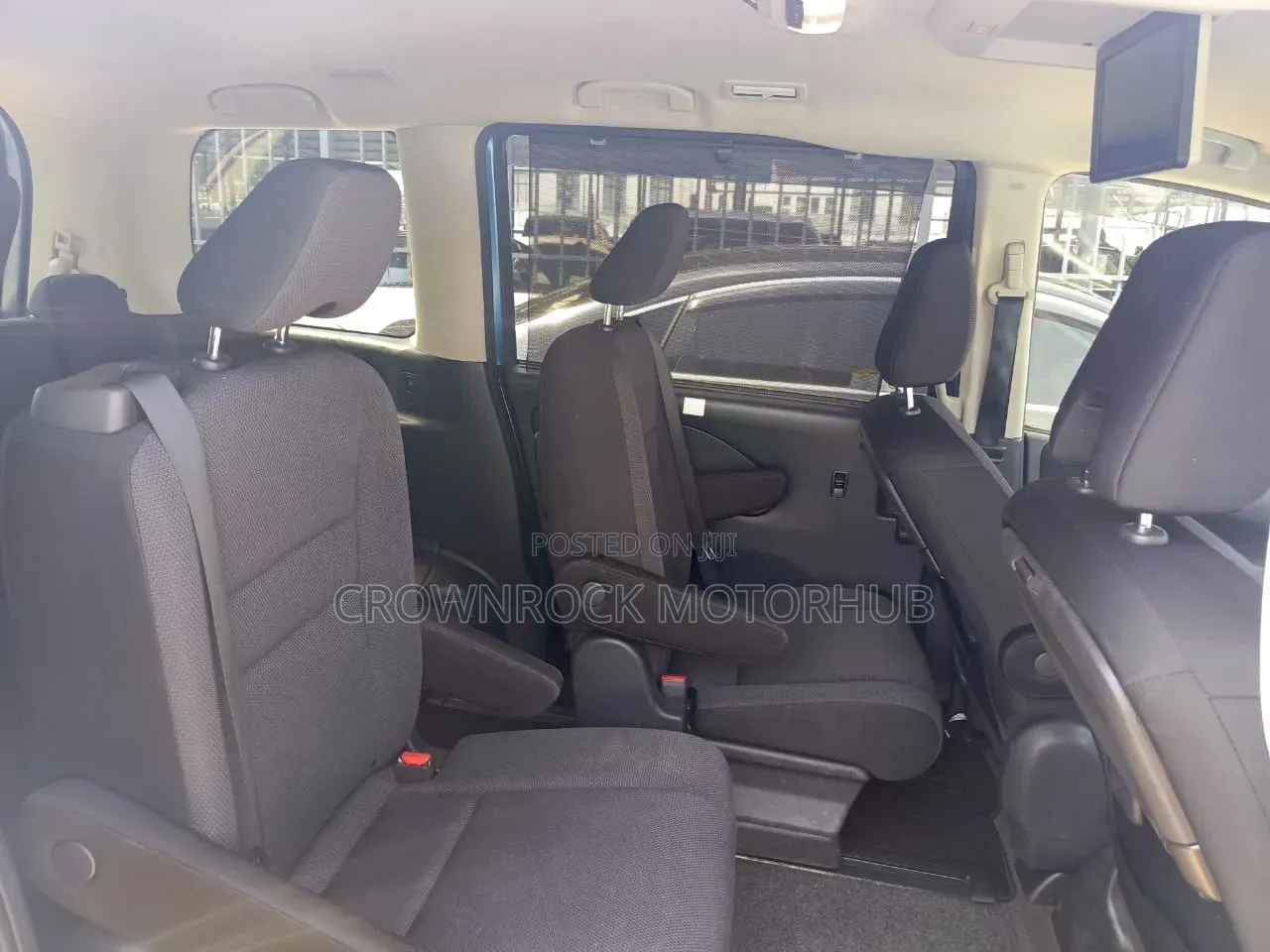 Nissan Serena 2019 Blue