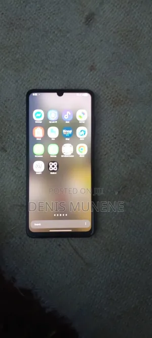 Samsung Galaxy A06 128 GB Black