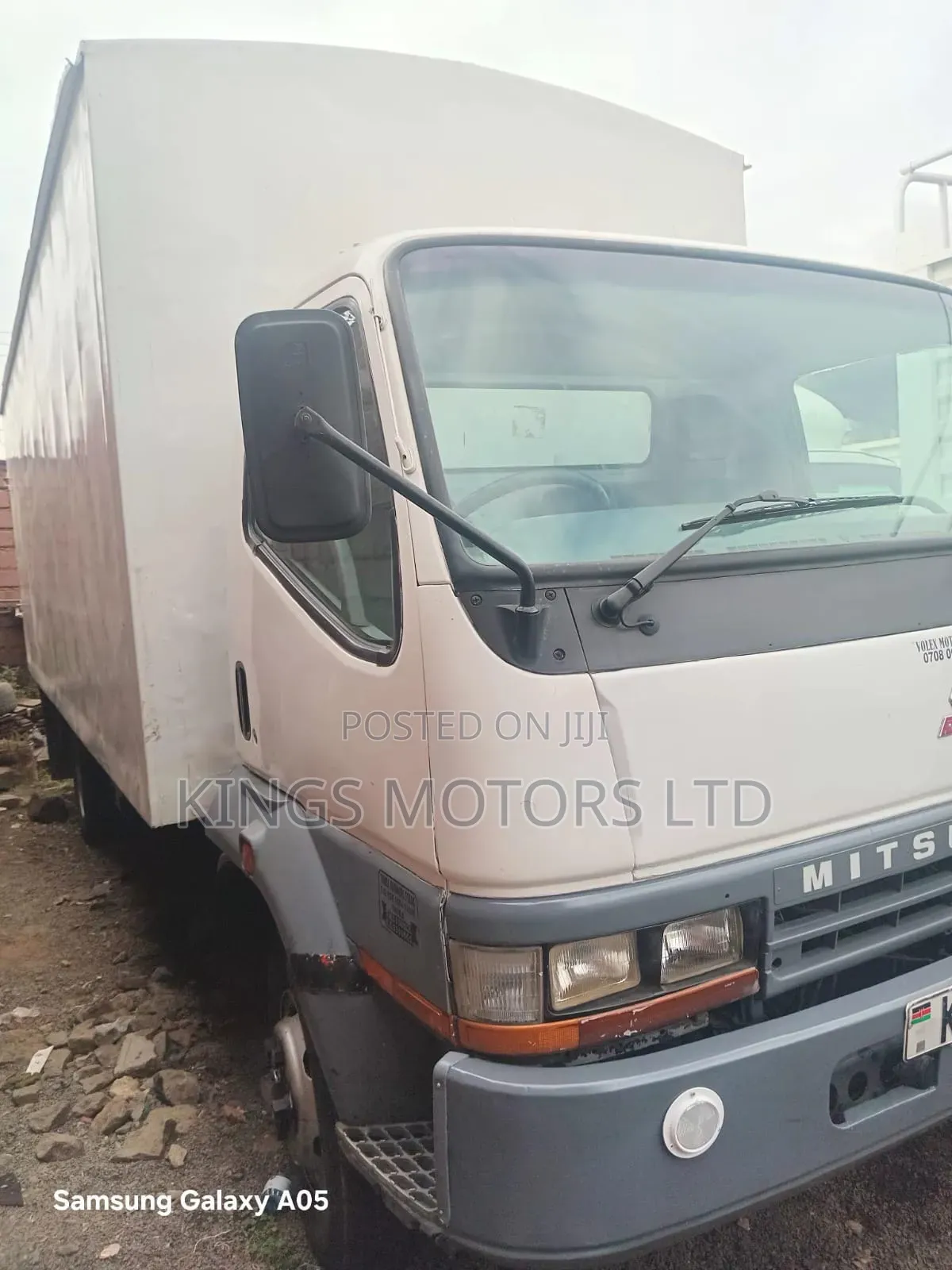 MITSUBISHI Fh 215