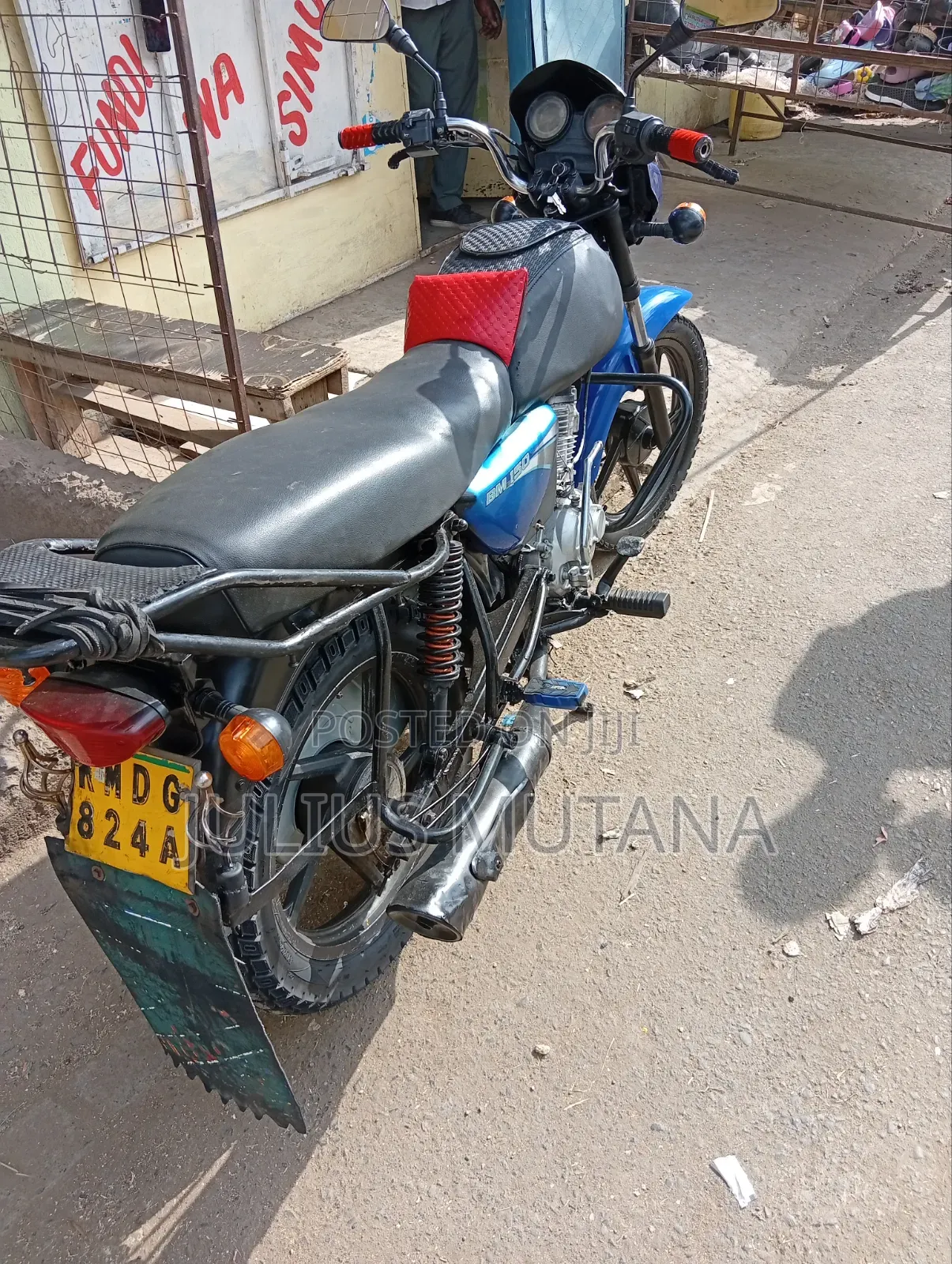 Bajaj Boxer 150 UG 2025 Black