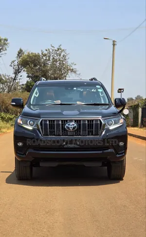 Toyota Land Cruiser Prado 2021 Black