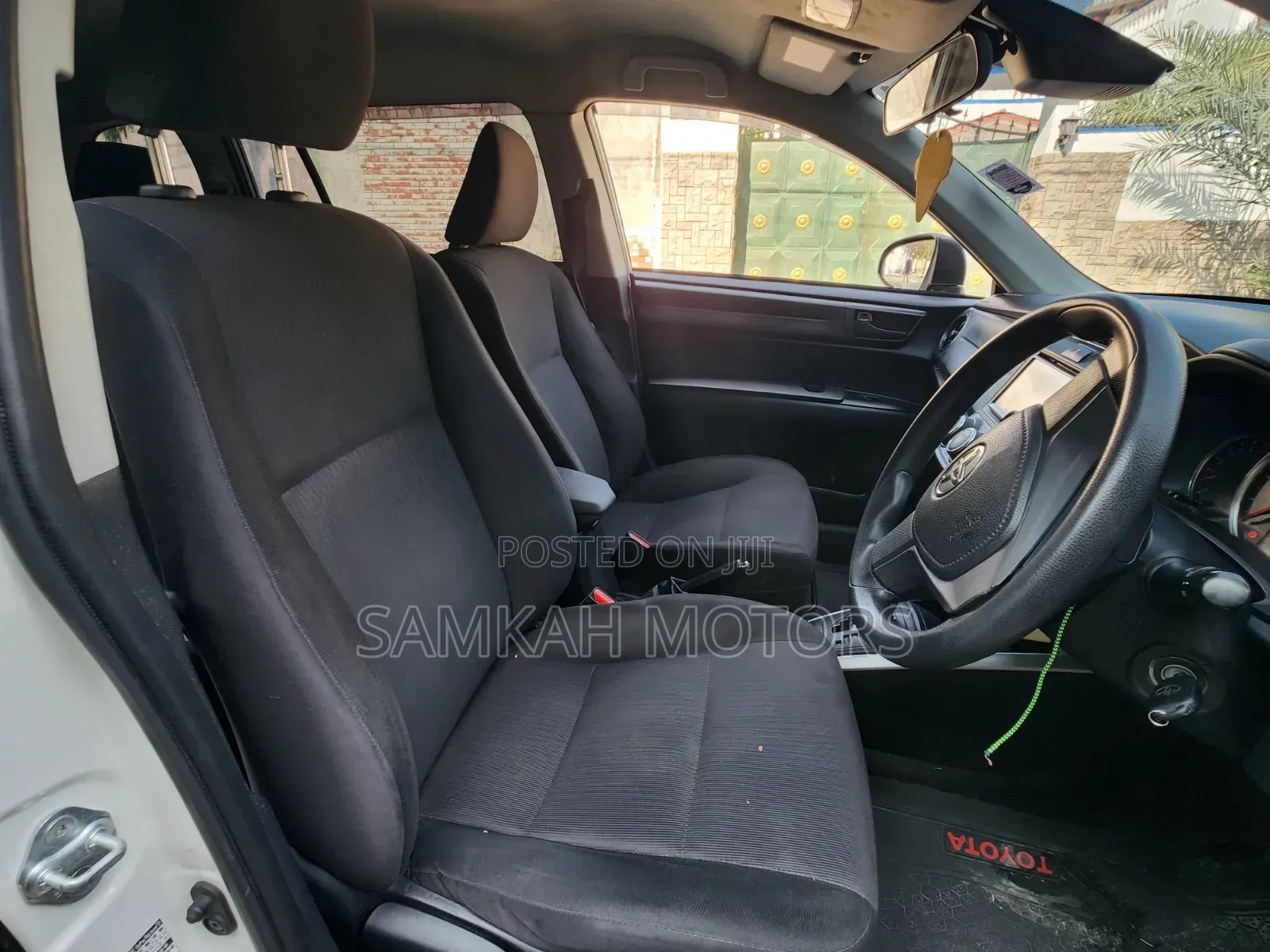 Toyota Corolla Fielder 2018 White