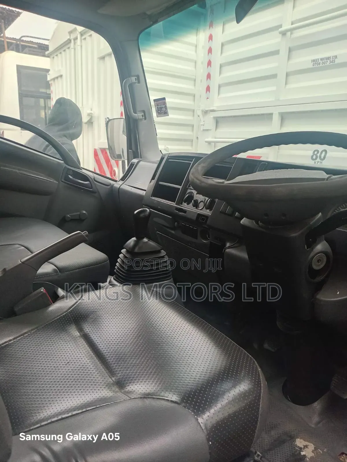 Isuzu NMR Yom 2021 Negotiable