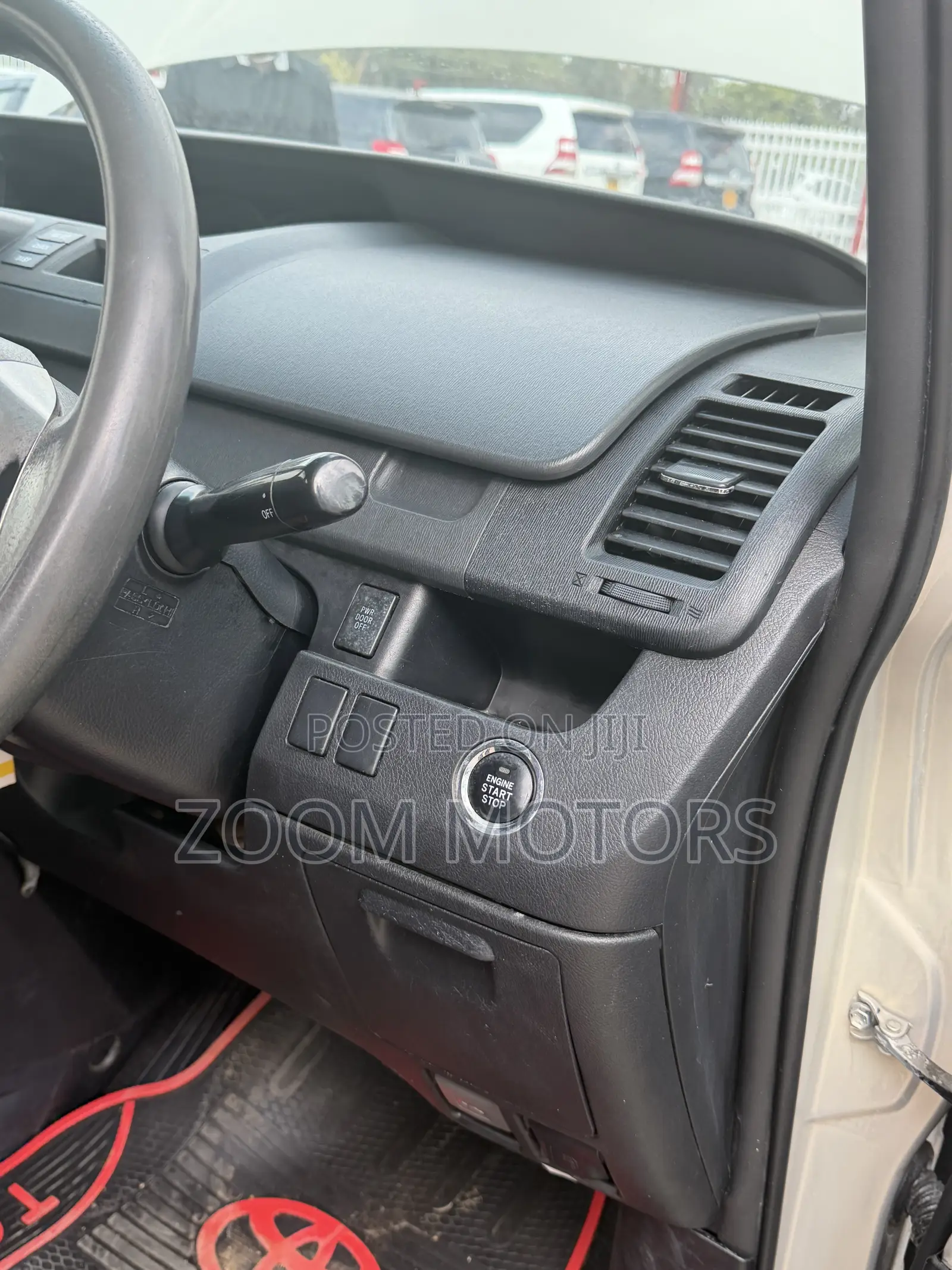 Toyota Voxy V 2WD 8-Seater 2012 Beige