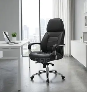 Office Chair : Modern Executive Office Black Leather Padded Chair