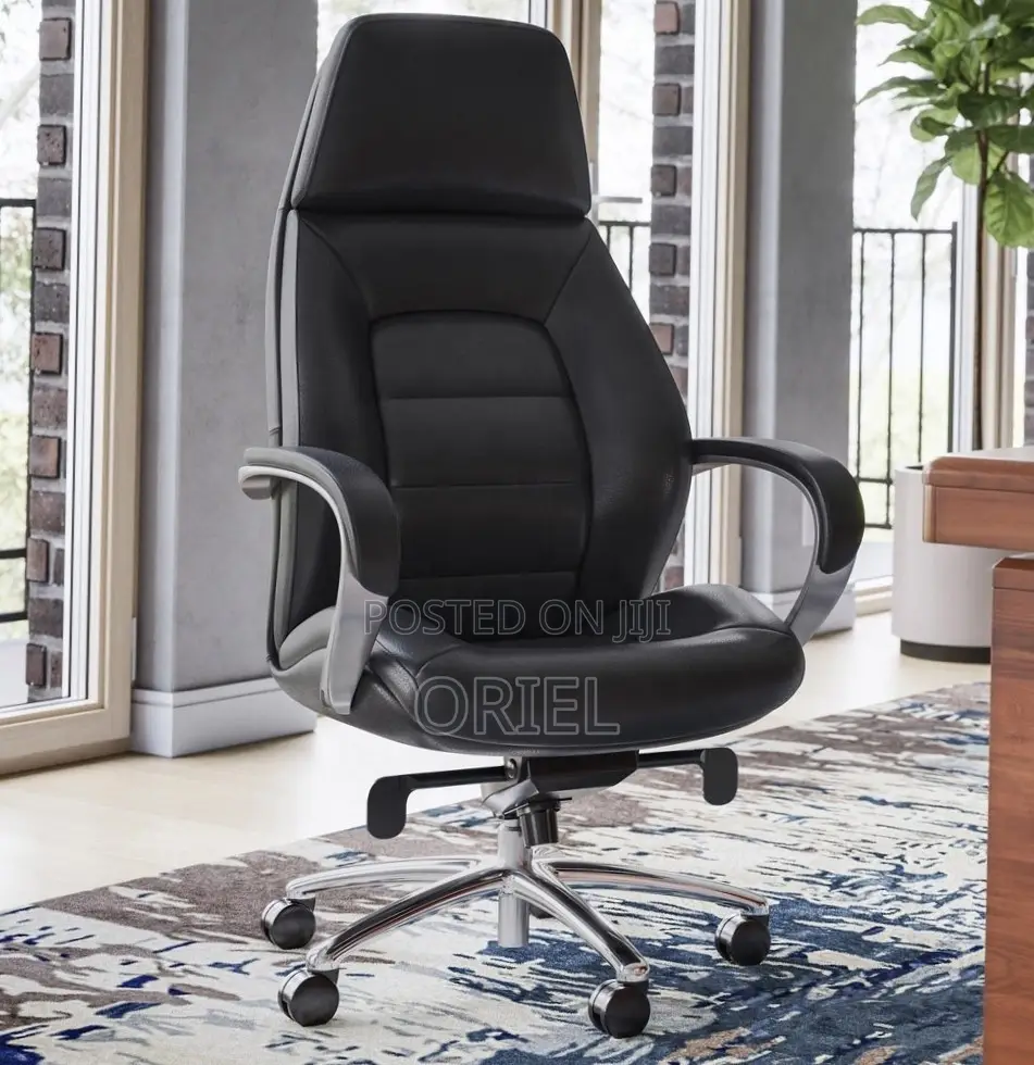 Office Chair : Modern Executive Office Black Leather Padded Chair