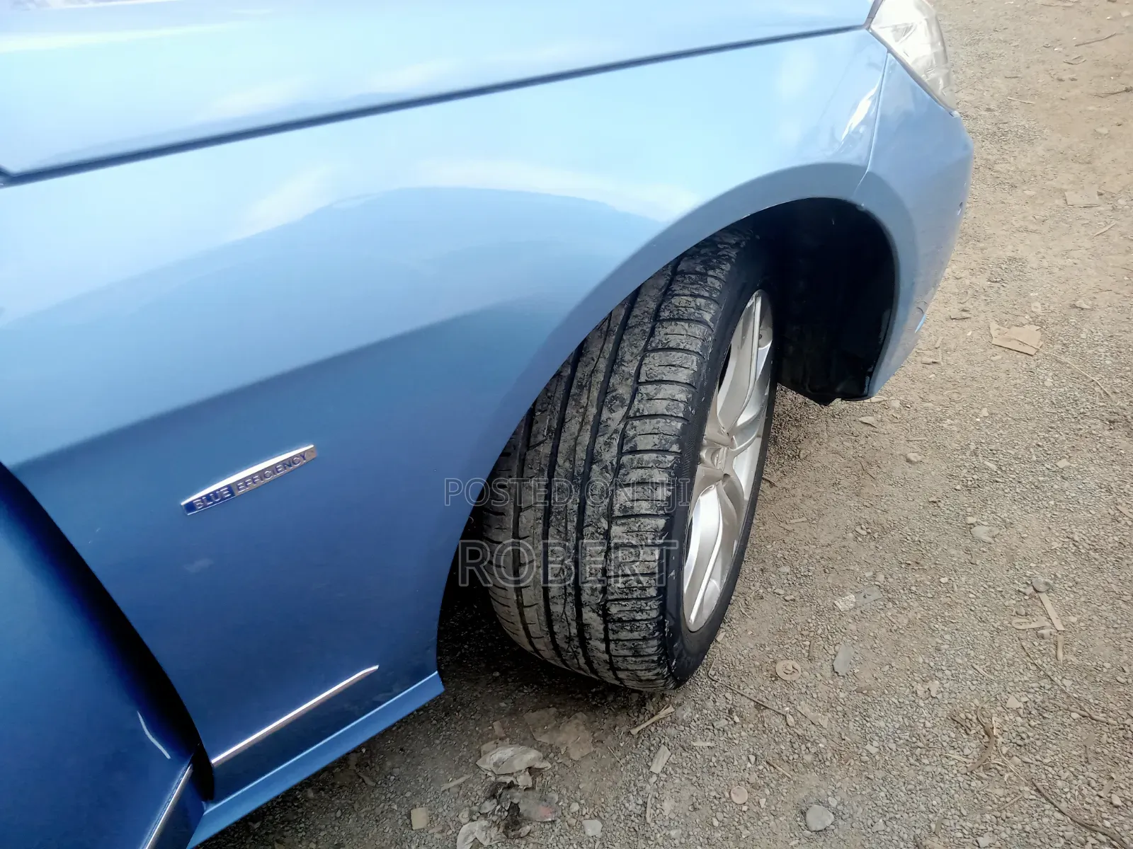 Mercedes-Benz E250 2010 Blue