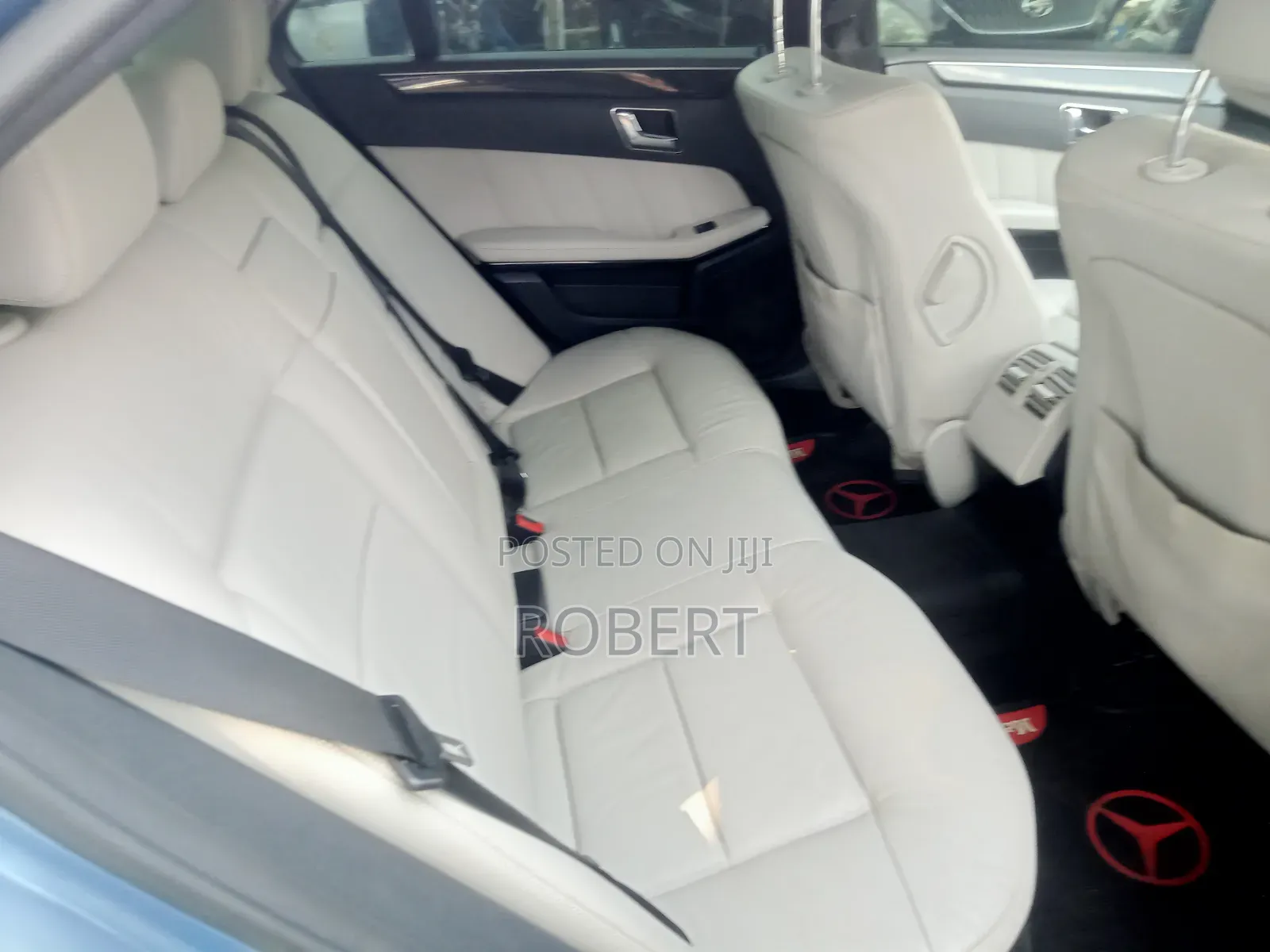 Mercedes-Benz E250 2010 Blue