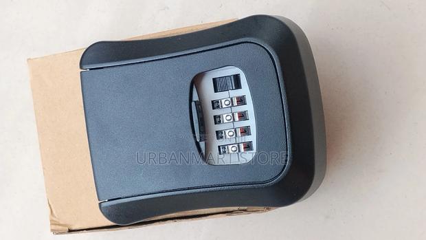 Secure Outdoor Key Lock Box With 4-Digit Code - thumbnail 2