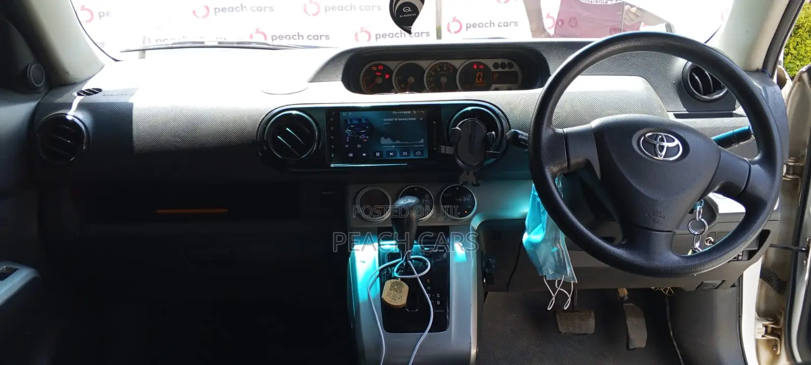 Toyota Corolla Rumion 2008 White