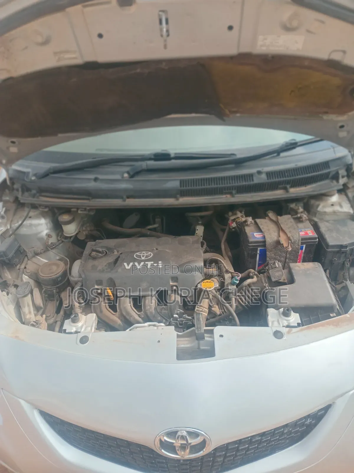 Toyota Belta 2010 Silver