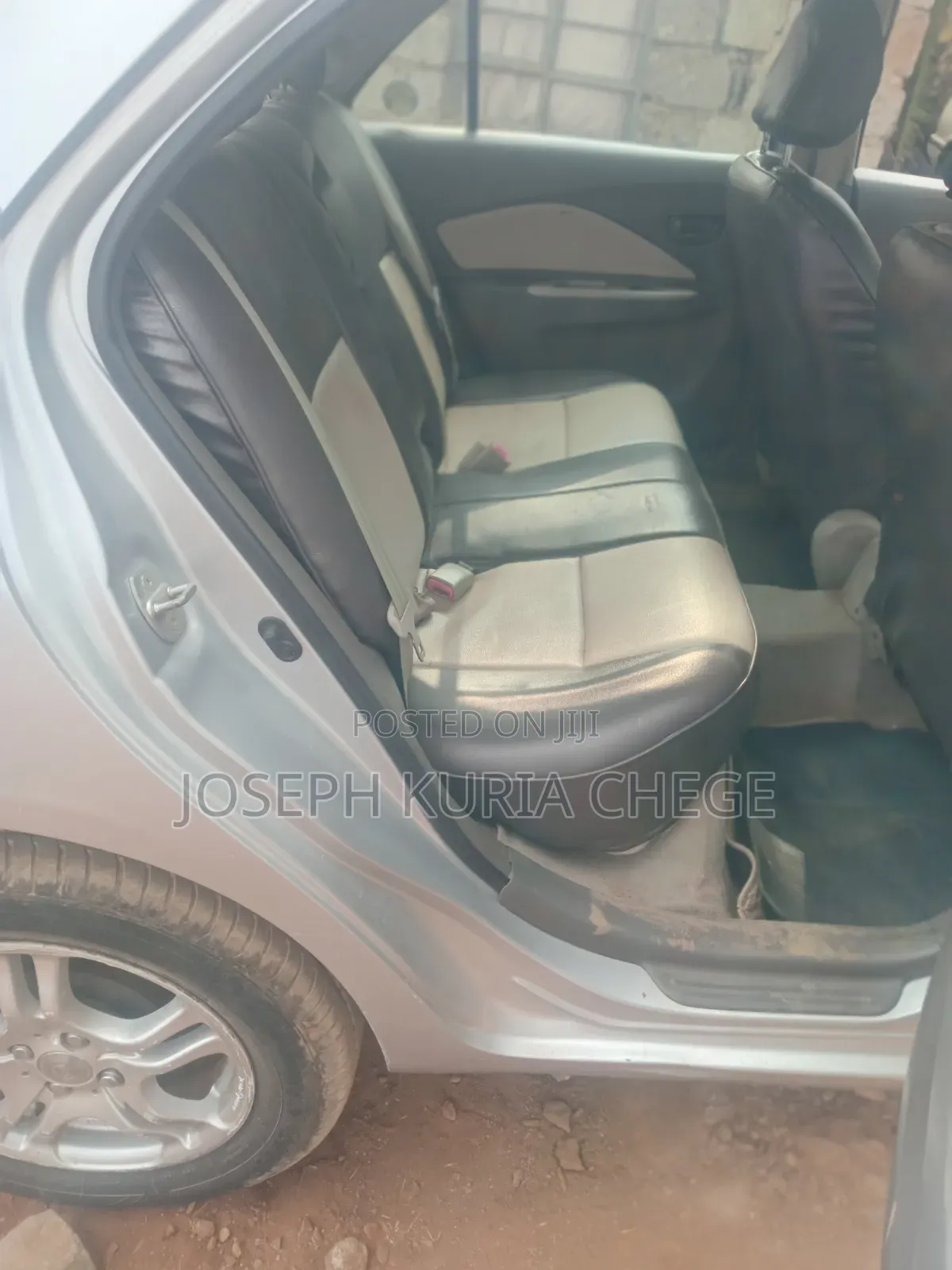 Toyota Belta 2010 Silver