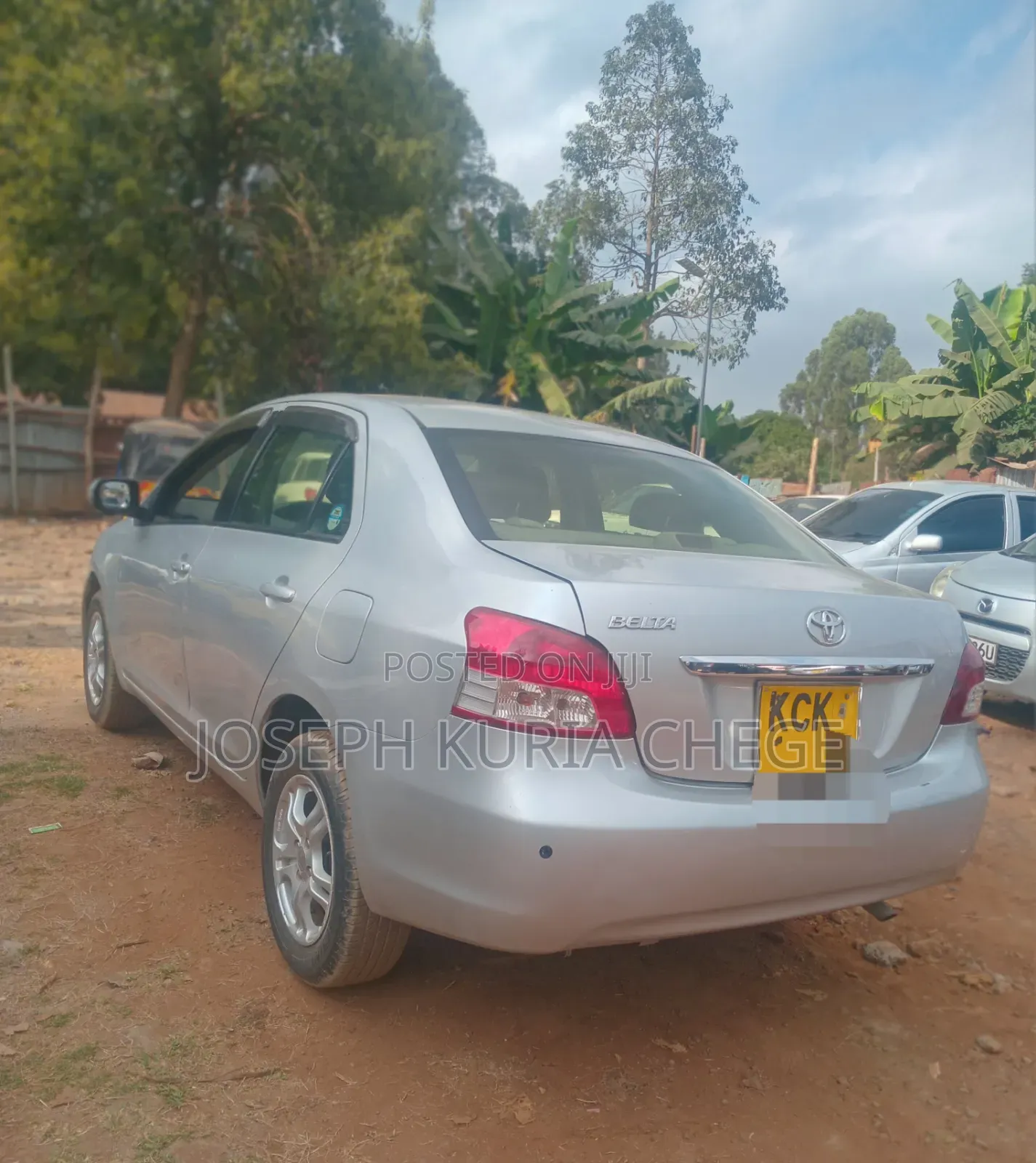 Toyota Belta 2010 Silver
