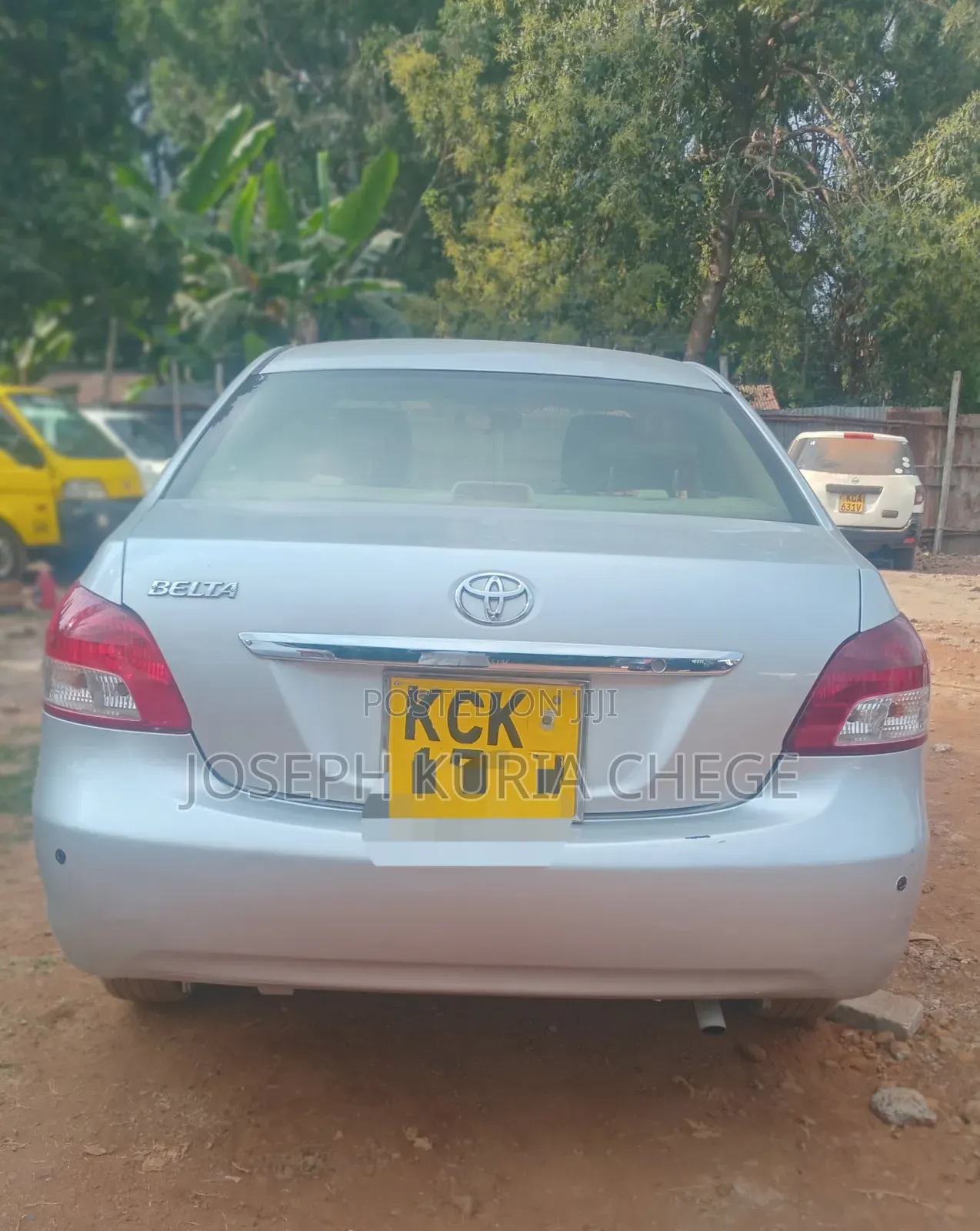 Toyota Belta 2010 Silver