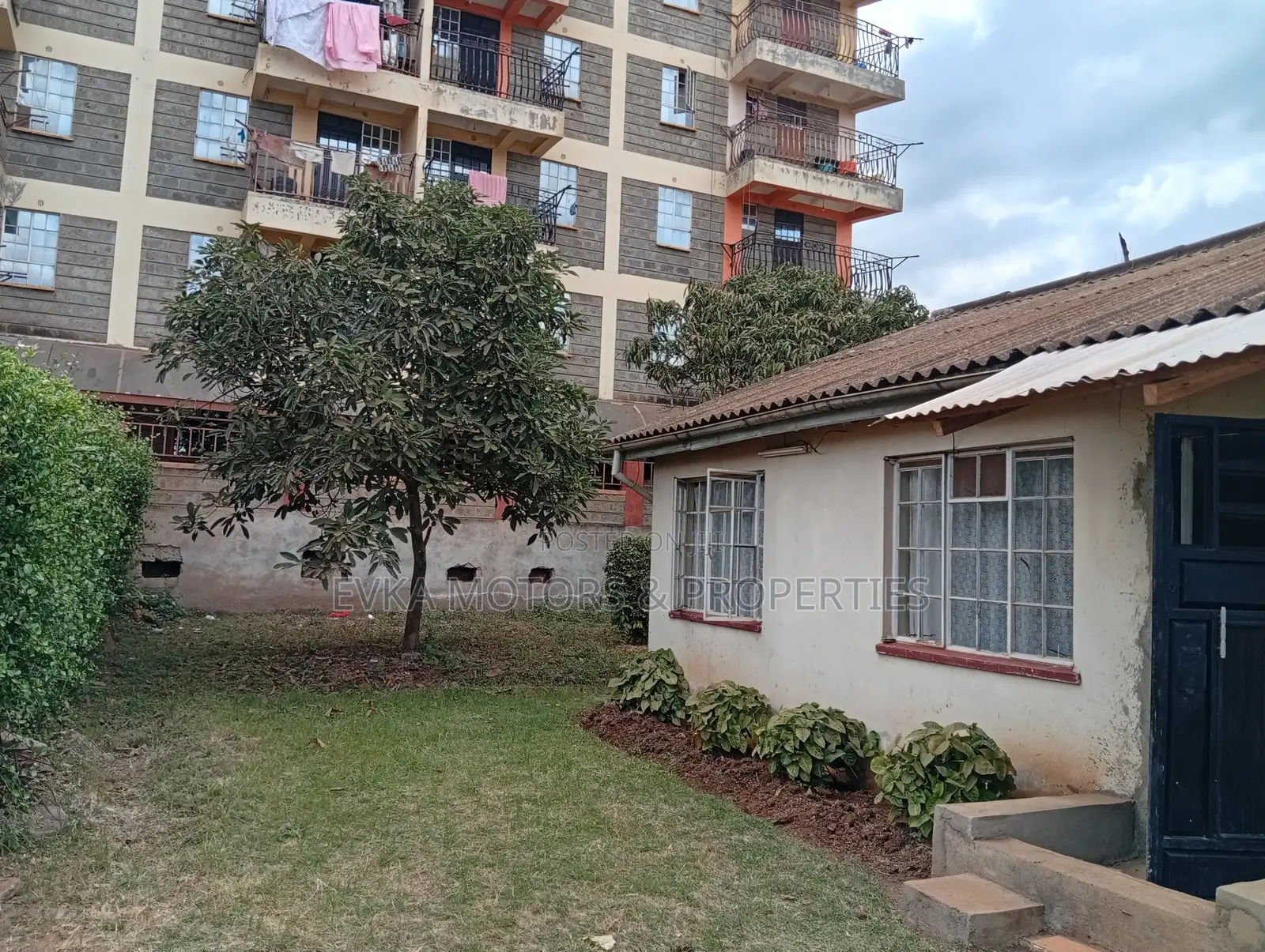 50X100 Plot for Sale in Thika Town.