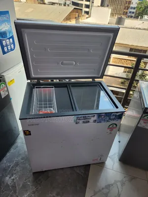 Rebune Deep / Chest Freezer 200litres