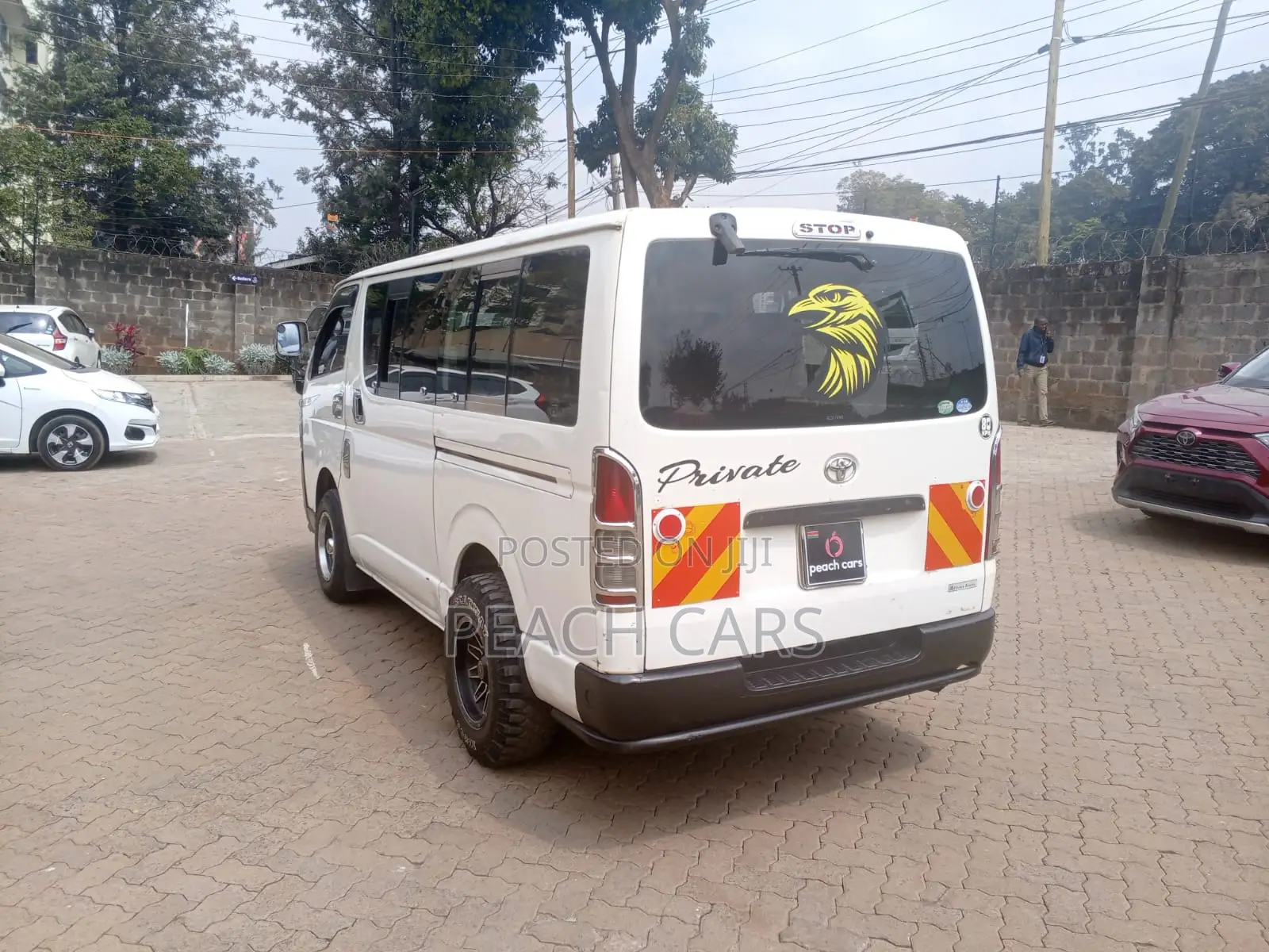 Toyota HiAce 2012 White