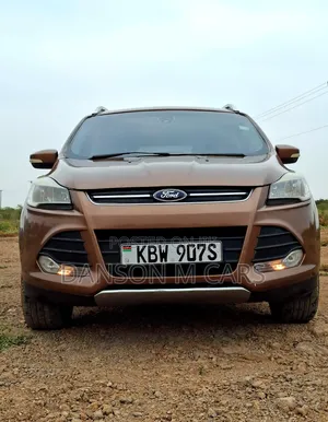 Ford Kuga 2013 Gold