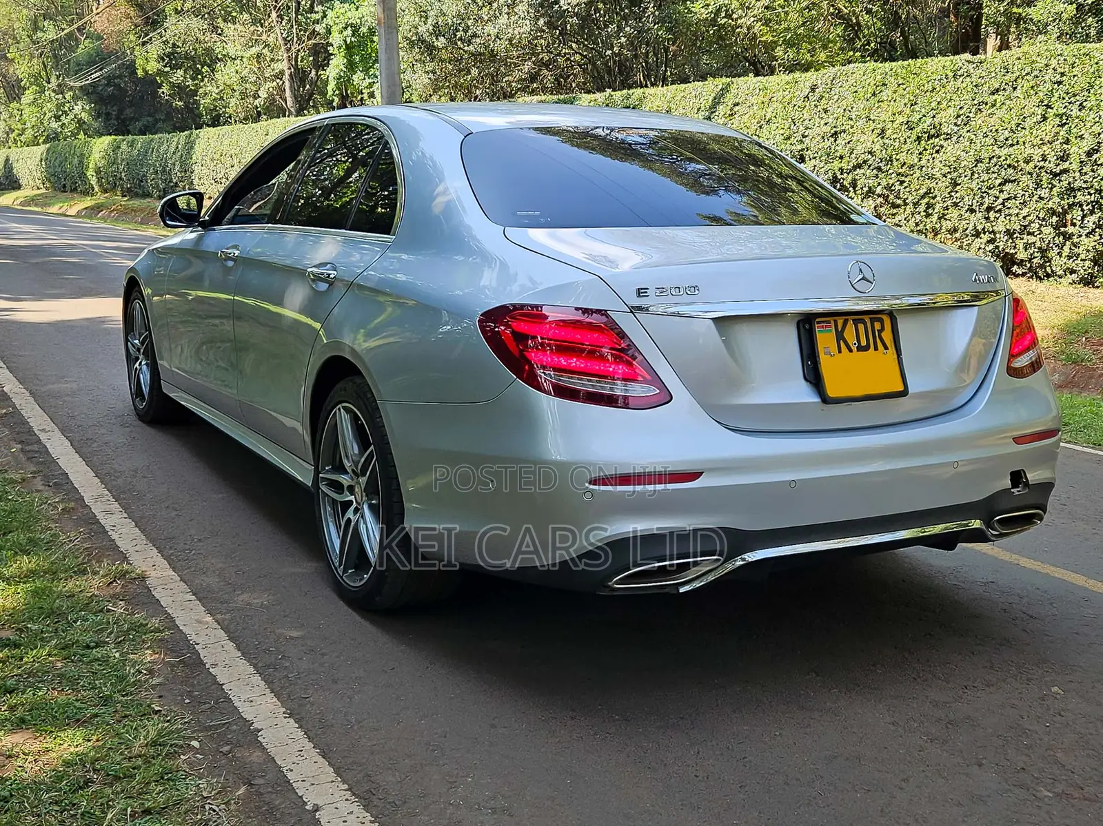 Mercedes-Benz E200 2017 Silver