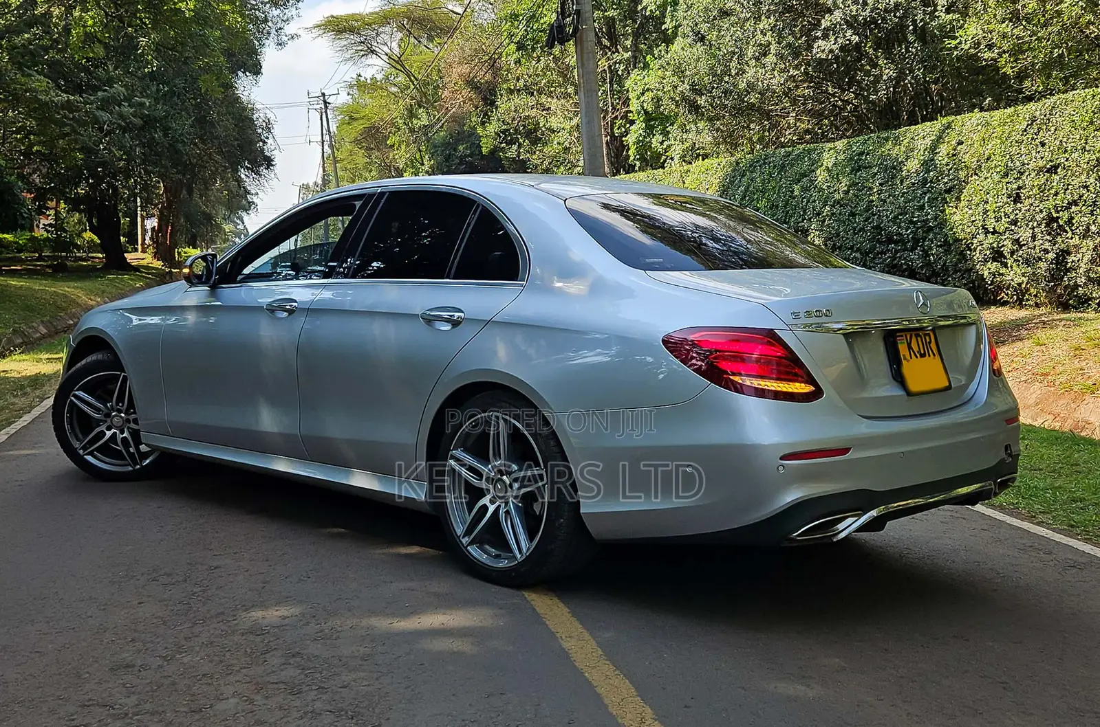 Mercedes-Benz E200 2017 Silver