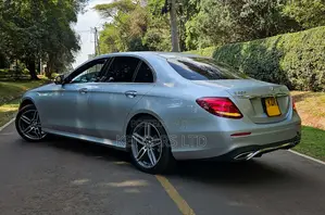 Mercedes-Benz E200 2017 Silver