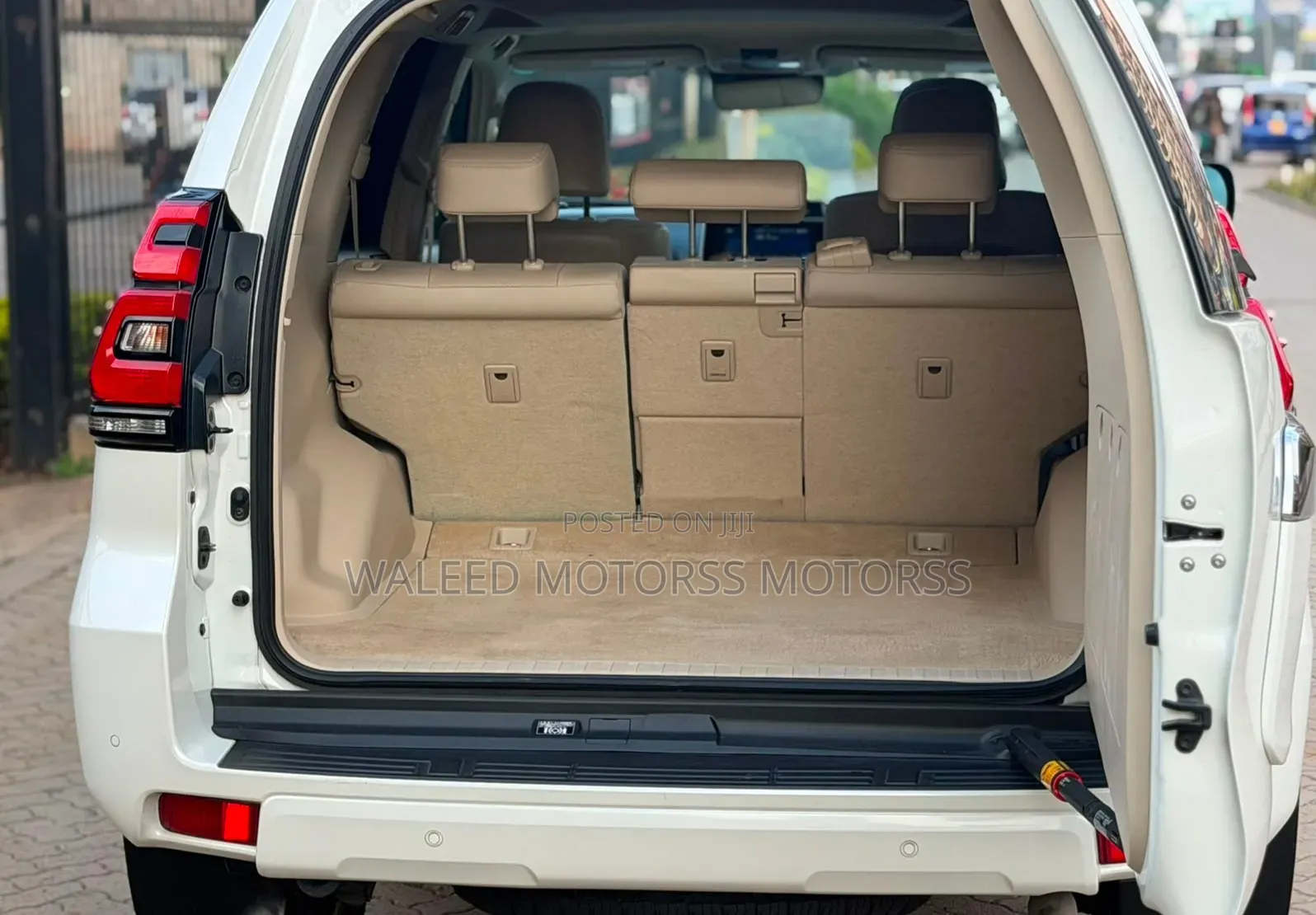 Toyota Land Cruiser Prado 2.7 2020 White