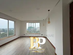5bdrm Duplex in Spring Valley for rent