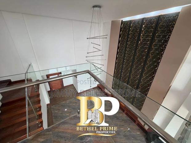 5bdrm Duplex in Spring Valley for rent - thumbnail 6