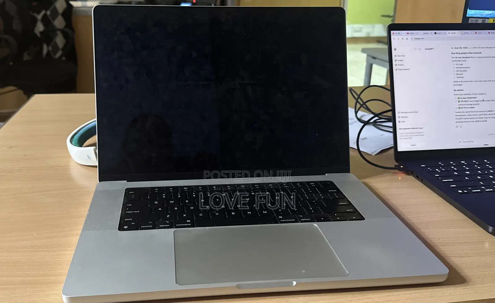 Laptop Apple MacBook Pro 2021 M1 16GB Apple M1 Pro SSD 512GB