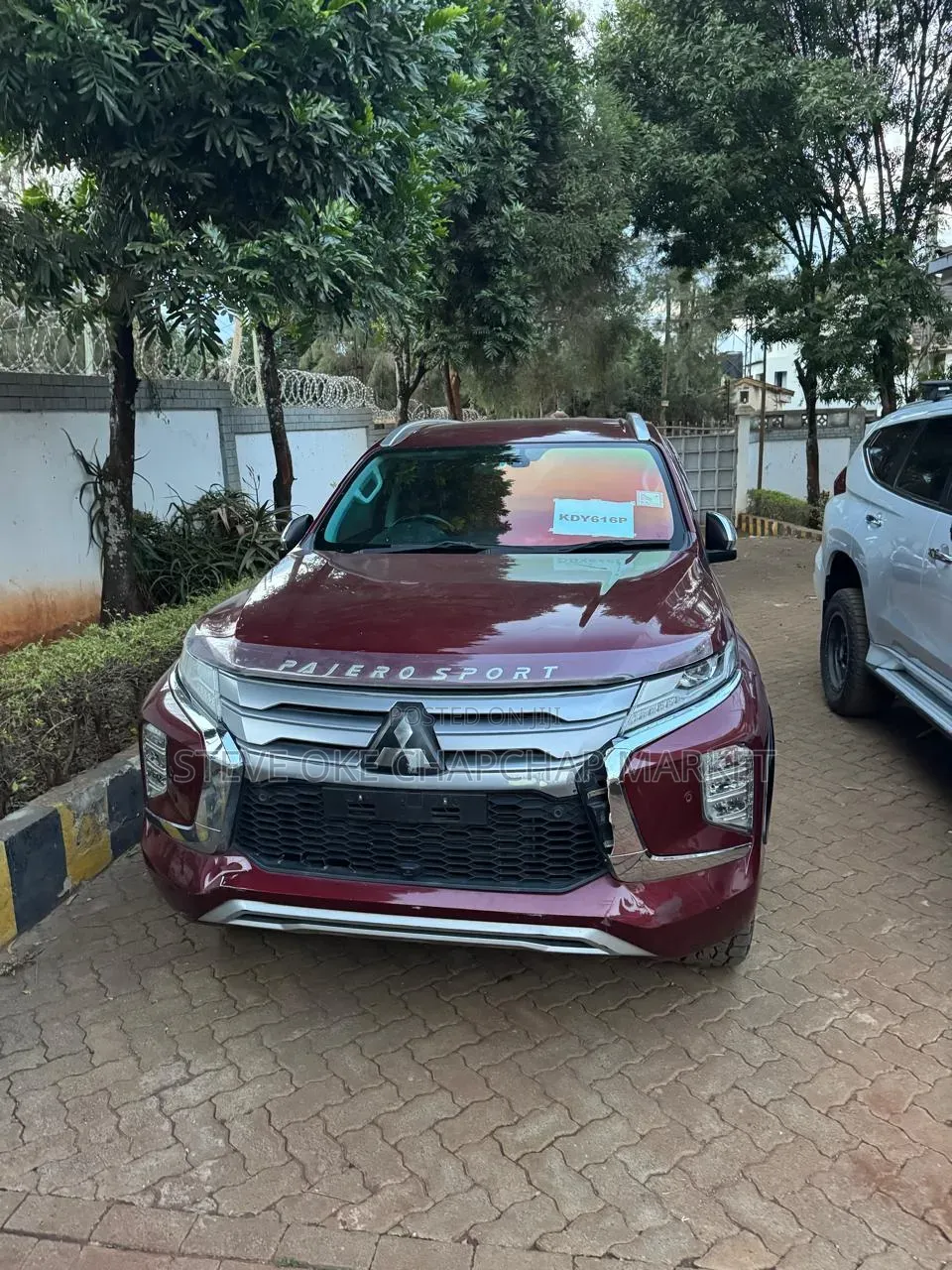 Mitsubishi Pajero Sport Exceed 2020 Maroon