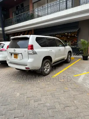 Toyota Land Cruiser Prado 2.7 i 2013 White