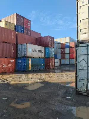 Clean 20ft Container With Documents