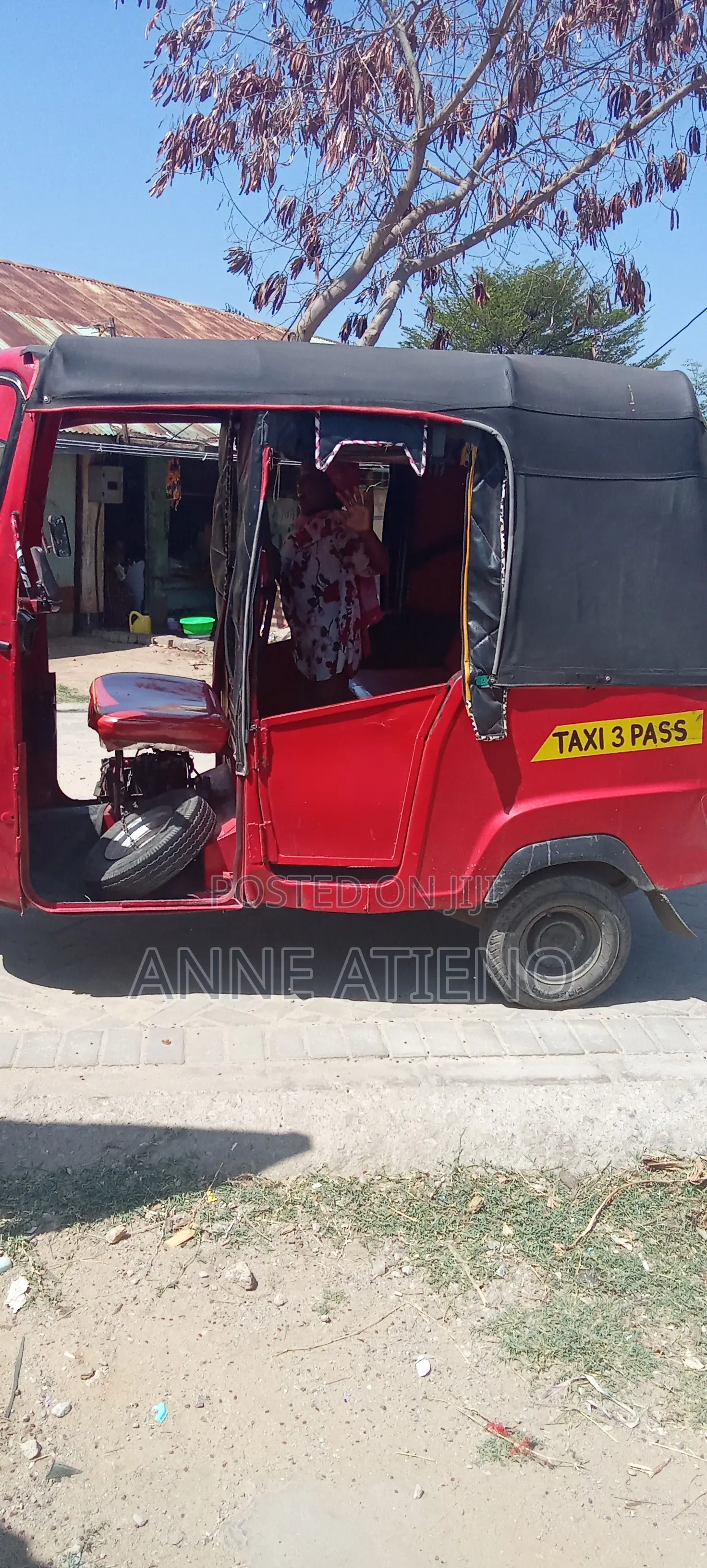Piaggio Scooter 2021 Red