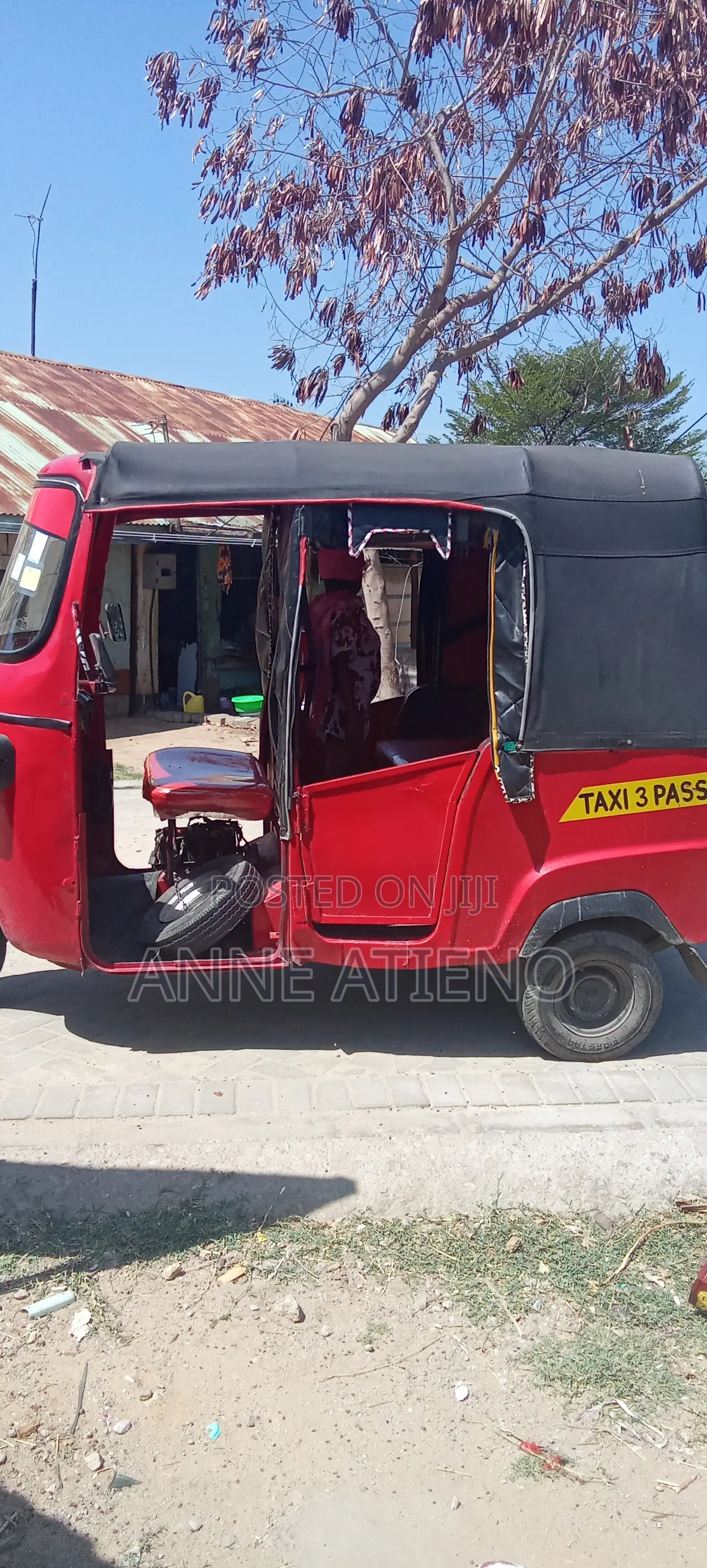 Piaggio Scooter 2021 Red