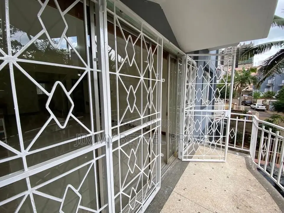 5bdrm House in Parklands/Highridge for rent