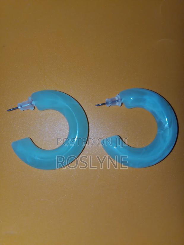 Accessories by Roslyne - main view