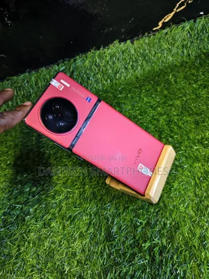 New Vivo X90 256 GB Red