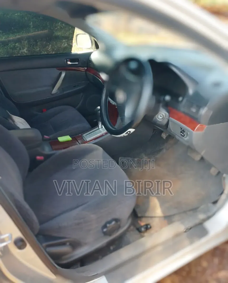 Toyota Premio 2005 Silver