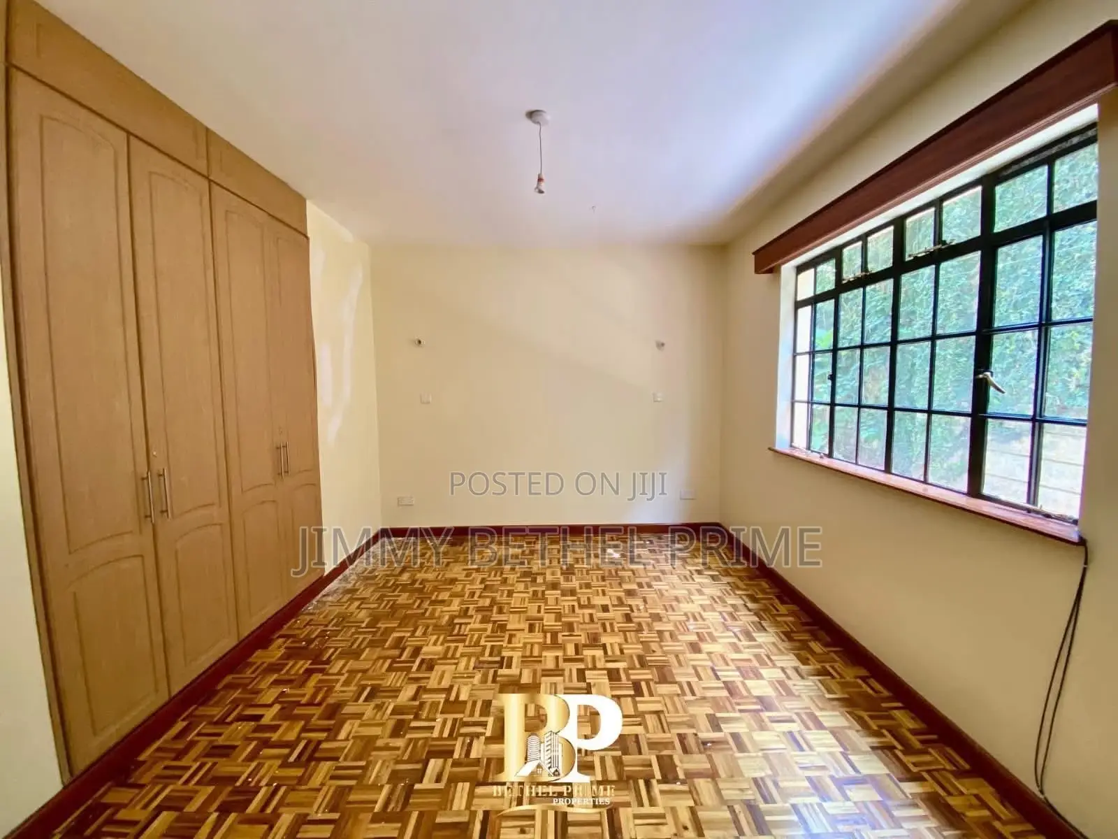 3bdrm Apartment in Spring Valley for sale