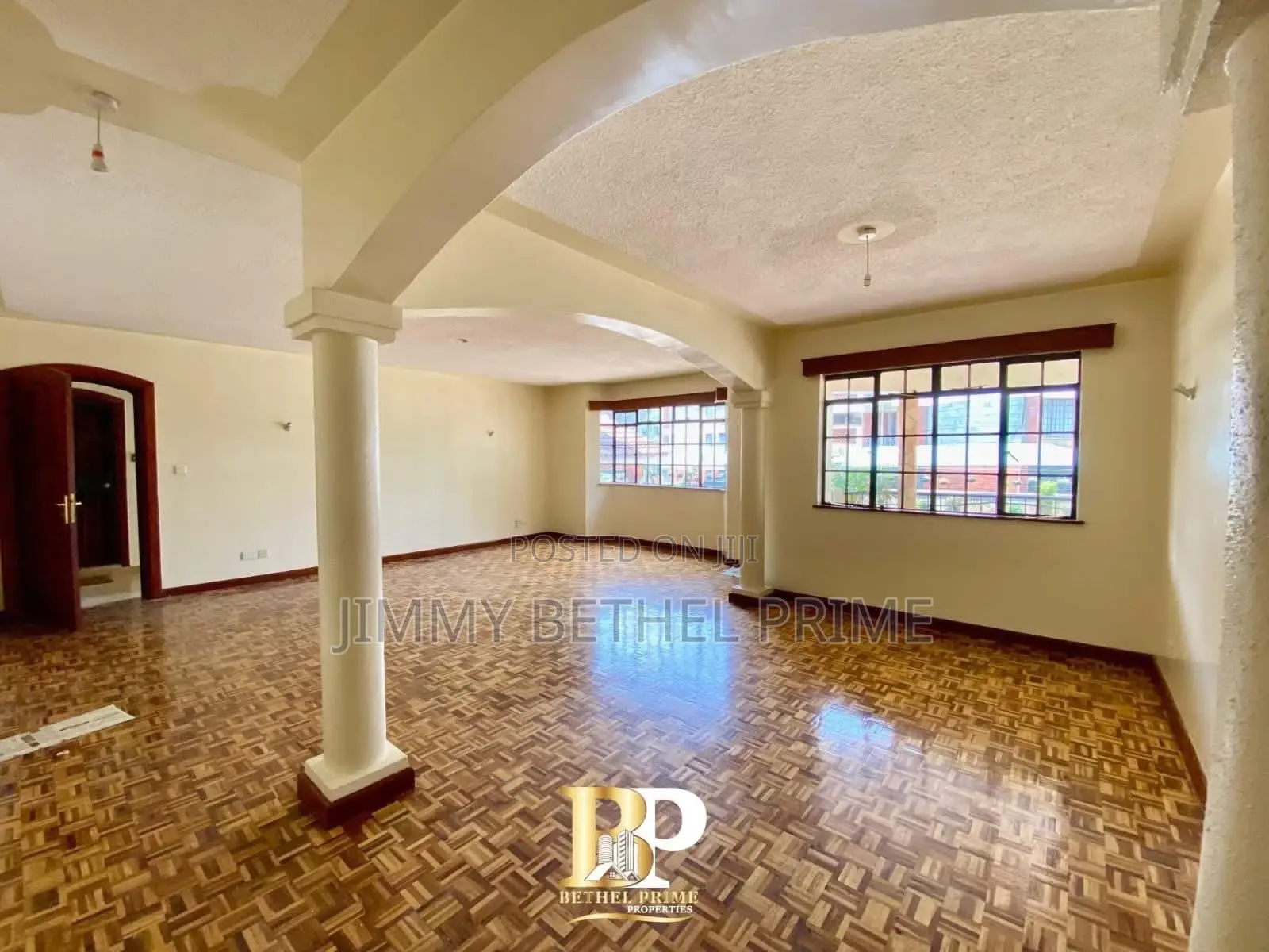 3bdrm Apartment in Spring Valley for sale