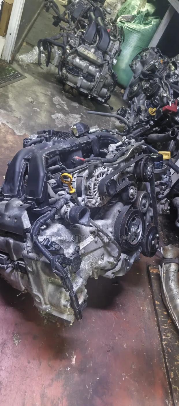 Subaru Outback Fb25 Complete Engine - thumbnail 3