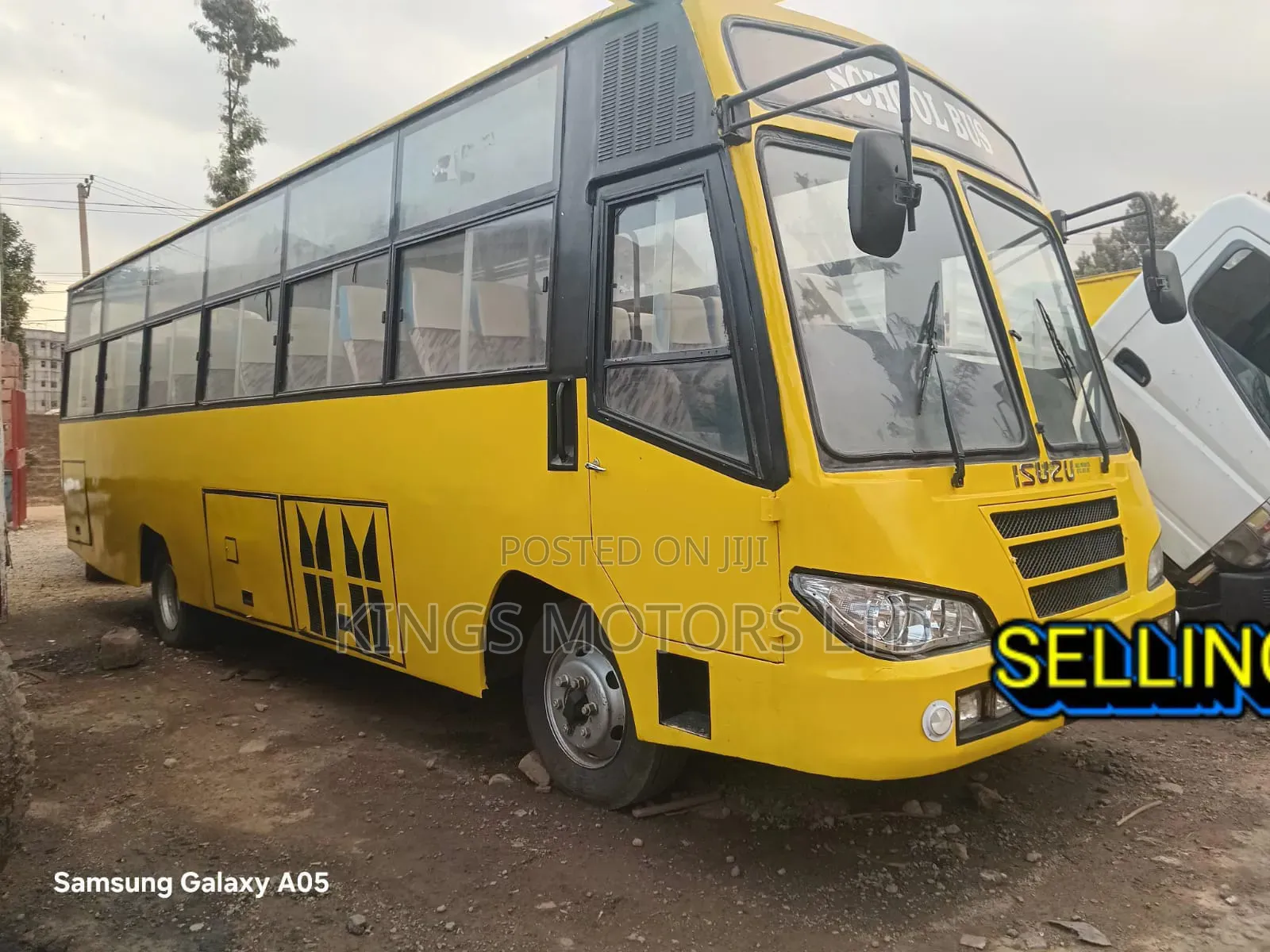 Isuzu FRR 2008 Yellow