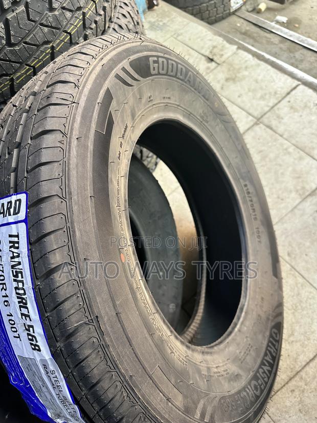 215/70r16 Goodard - thumbnail 2