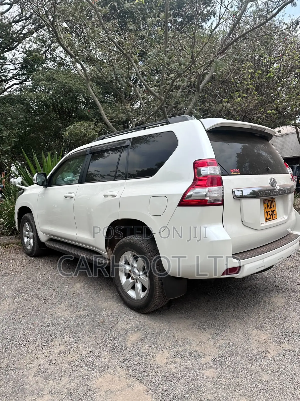 Toyota Land Cruiser Prado 2017 White