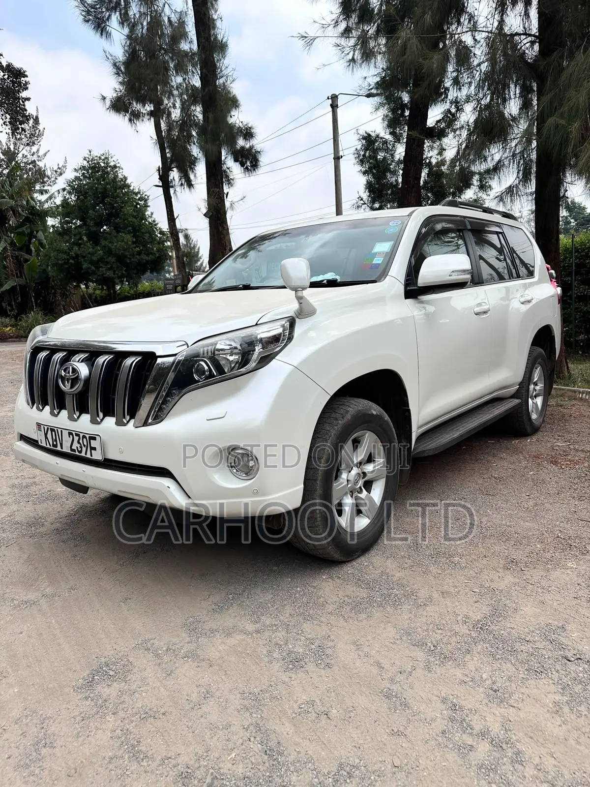 Toyota Land Cruiser Prado 2017 White