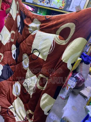 Multicoloured Single Woolen Duvet