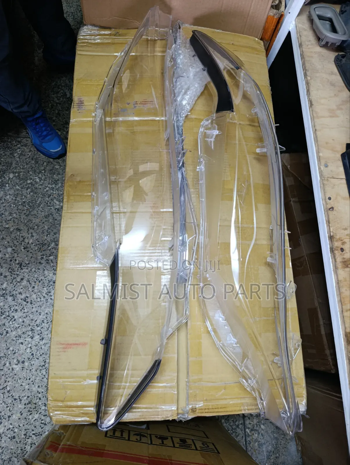 Toyota Harrier 2014 2015 2016 Headlight Lens