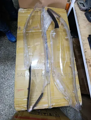 Toyota Harrier 2014 2015 2016 Headlight Lens